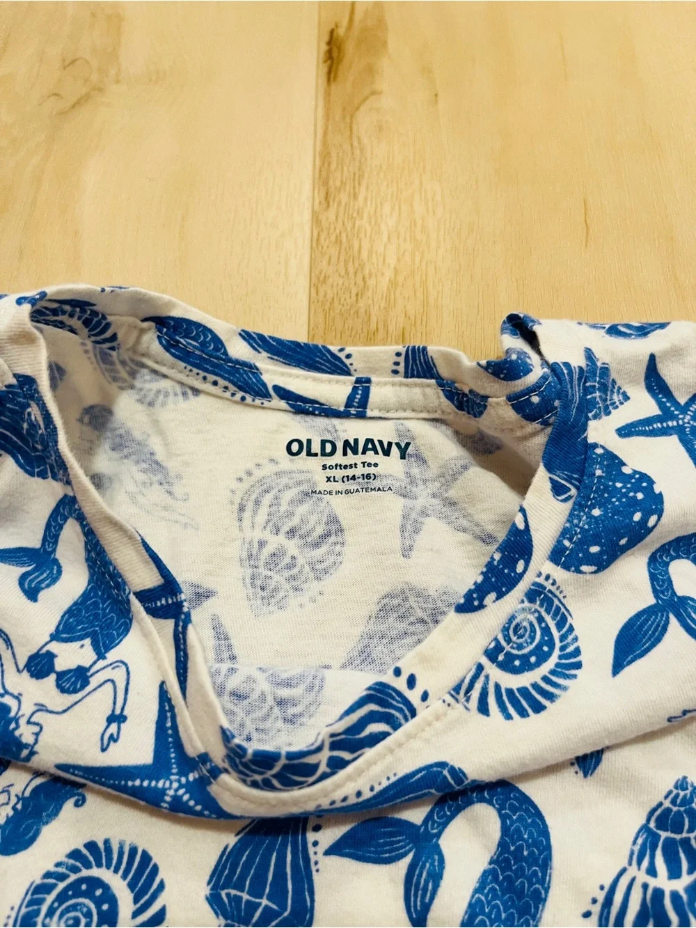 Old Navy XL(14/16) Softest Tee Mermaid Sea print